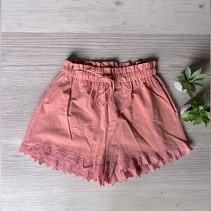 FRANCESCA'S kenya eyelet trim rose shorts size S NWT